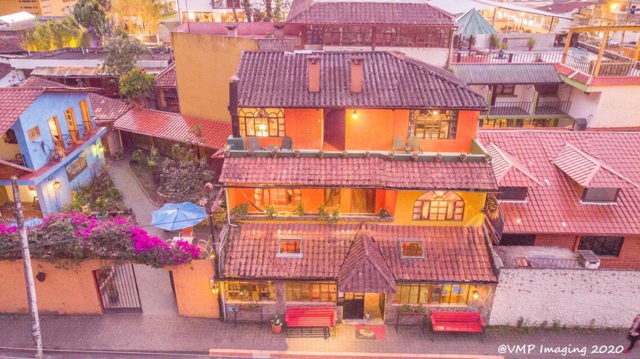La Posada Del Arte بانيوس المظهر الخارجي الصورة